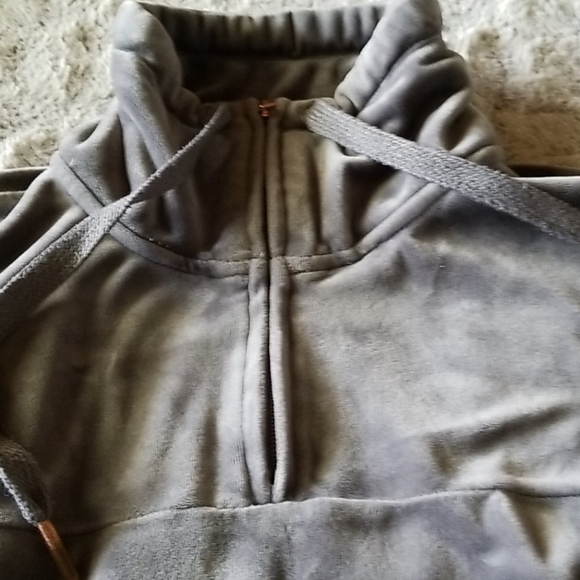 Grey pull over jacket - Picture 3 of 5